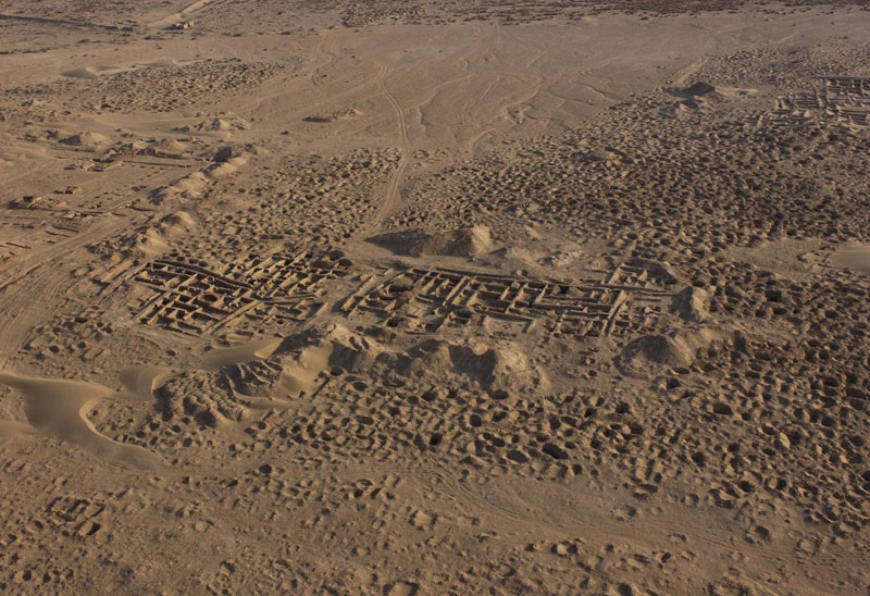 Illustration for article titled Ancient Archeological Sites That Were Destroyed By Stupid Humans